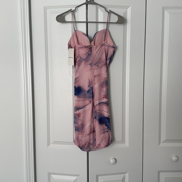 Elegant Pink and Blue Draped Dress - Picture 2 of 3